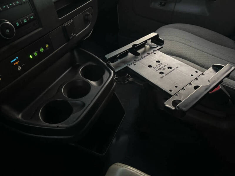 2017 Chevrolet Express 2500