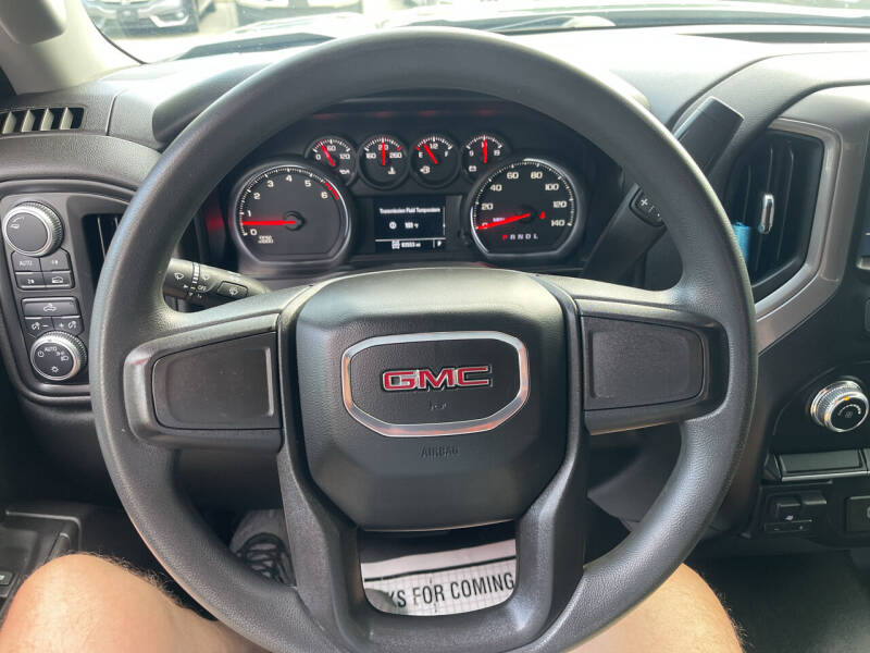 2019 GMC Sierra 1500 Base photo 13