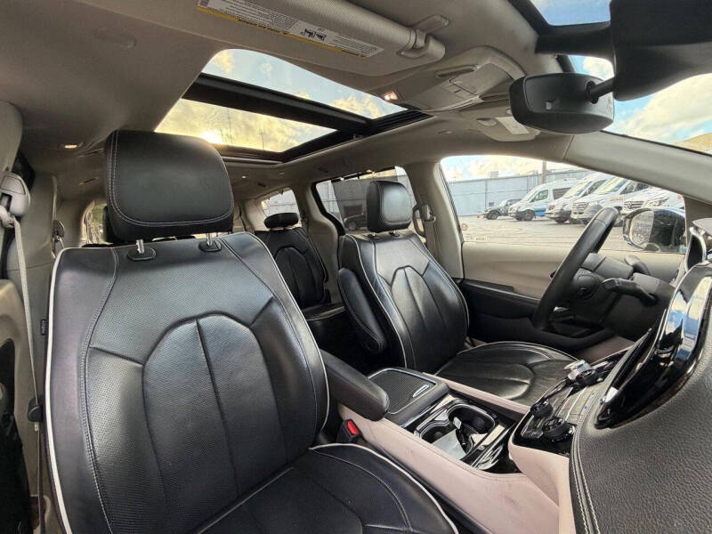 2023 Chrysler Pacifica Limited