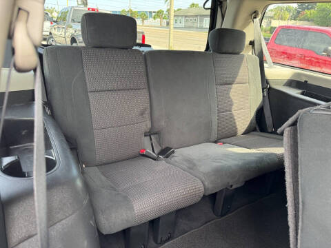 2012 Nissan Armada SV