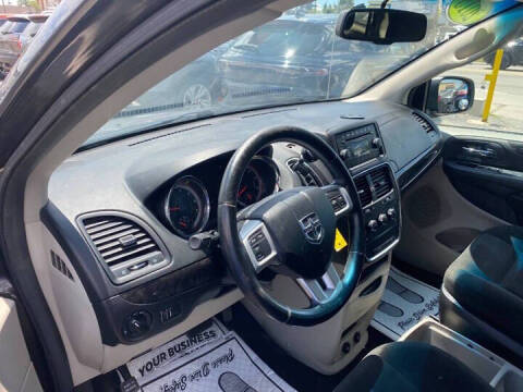 2015 Dodge Grand Caravan SE