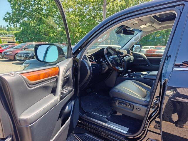 2018 Lexus LX 570