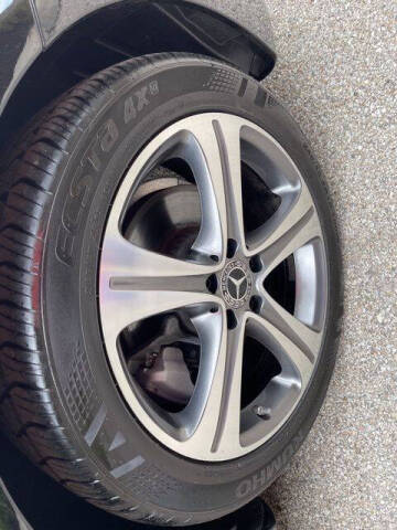 2019 Mercedes-Benz E-Class E 300 4MATIC