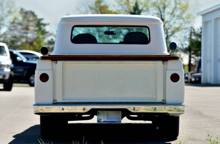 1957 Ford F-100