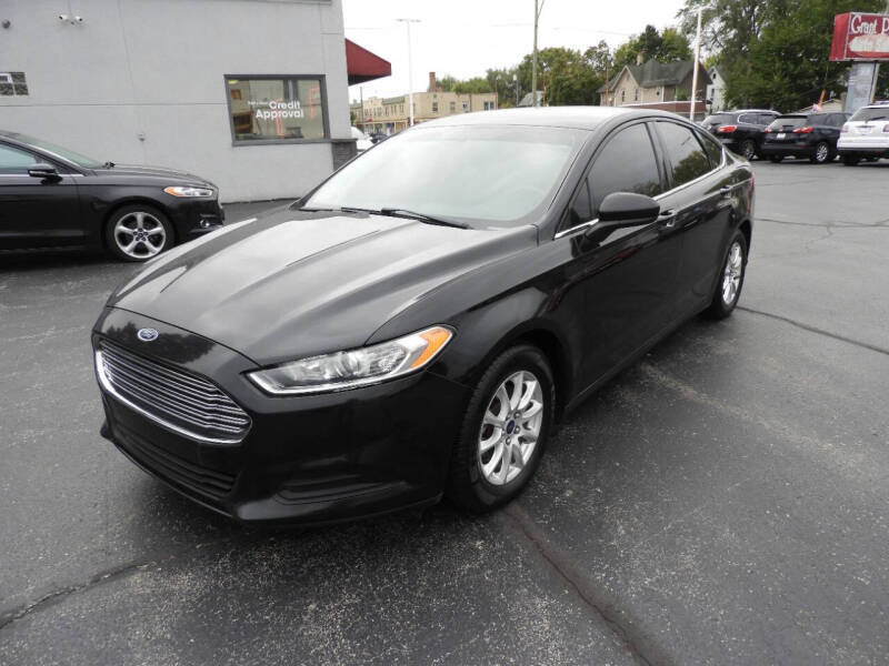 2016 Ford Fusion S