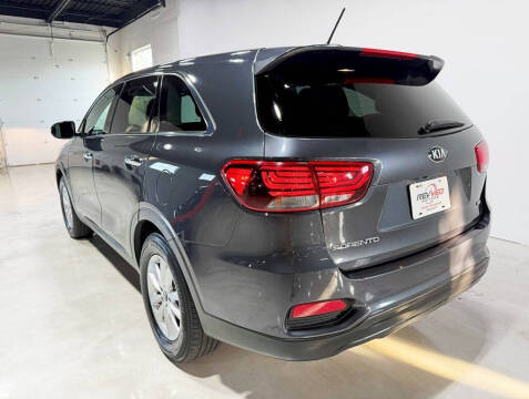 2019 Kia Sorento LX