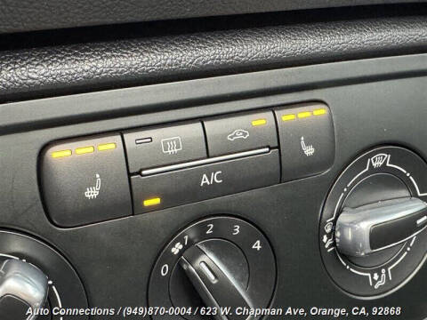 2013 Volkswagen Beetle Convertible