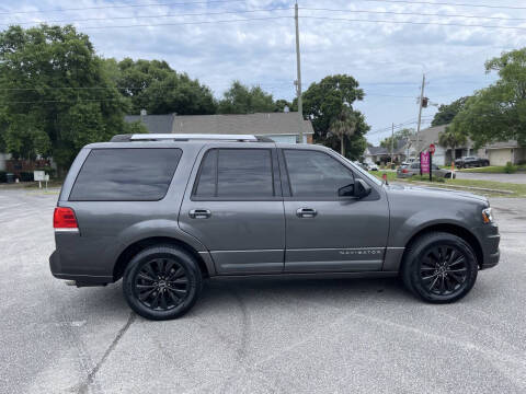 2016 Lincoln Navigator Select