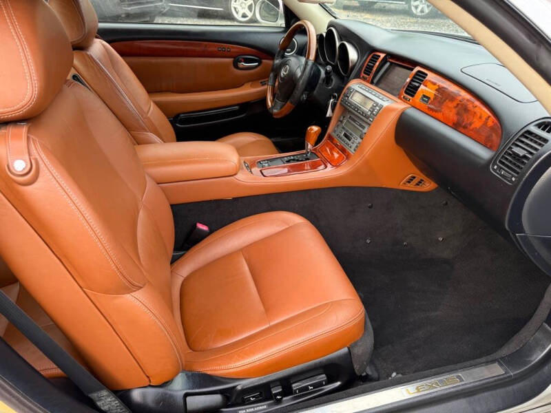 2003 Lexus SC 430