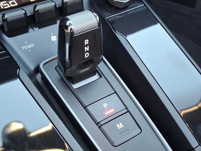 2022 Porsche 911 Carrera 4 GTS