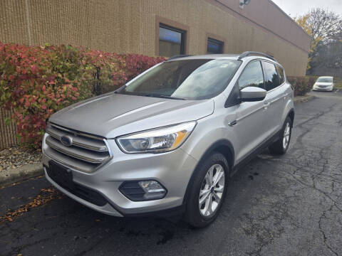 2018 Ford Escape for sale at Skyline Luxury Motors in Buffalo Grove IL