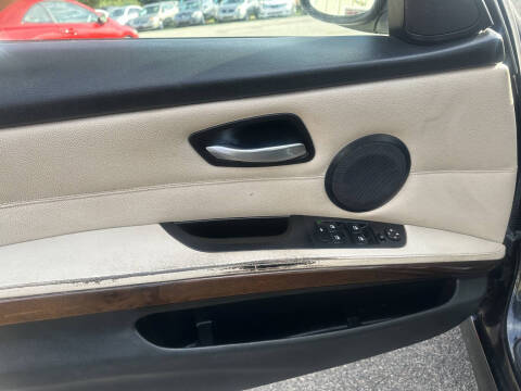 2011 BMW 3 Series 328i