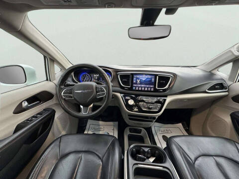 2018 Chrysler Pacifica Touring L