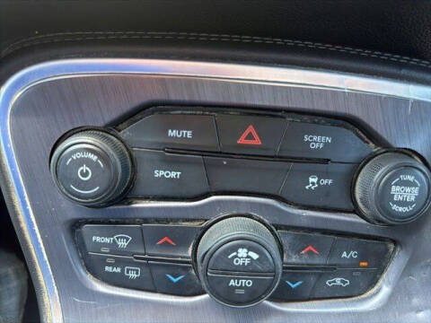 2017 Dodge Challenger SXT
