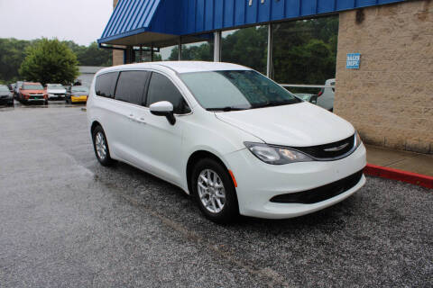2021 Chrysler Voyager LX