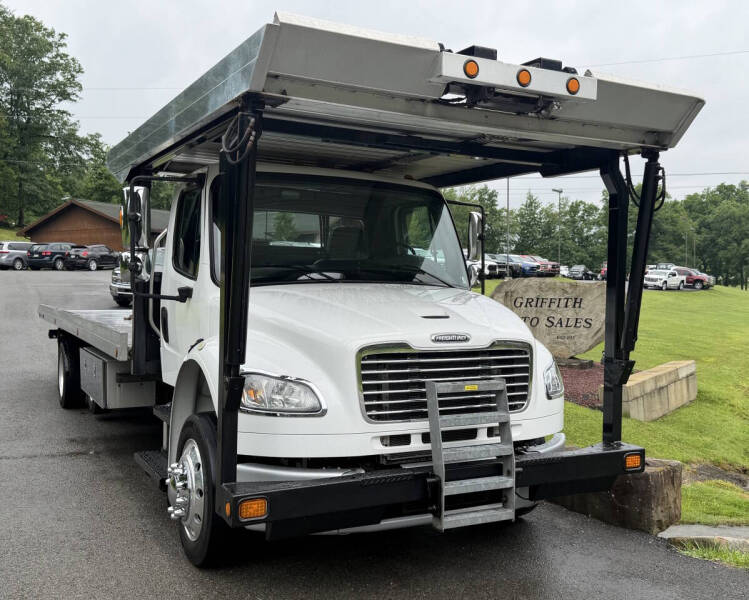 2019 Freightliner Business class M2