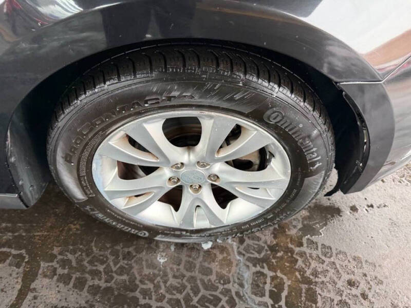 2010 Ford Taurus SEL