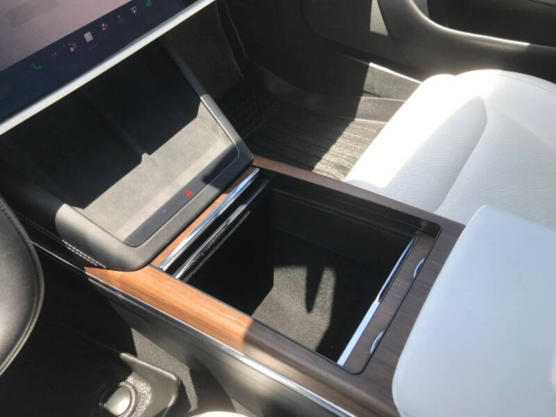 2022 Tesla Model S