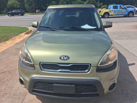 2012 Kia Soul +