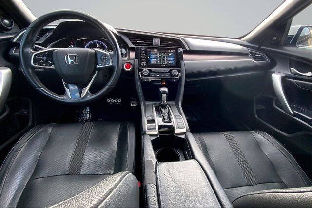 2019 Honda Civic Touring