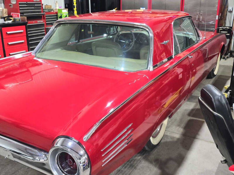 1961 Ford Thunderbird