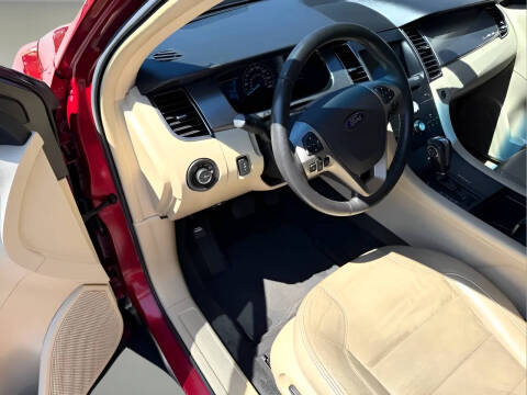 2016 Ford Taurus SEL