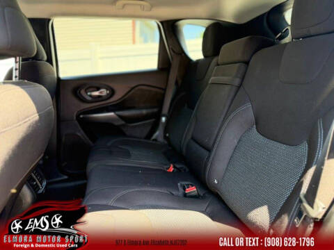 2019 Jeep Cherokee Latitude
