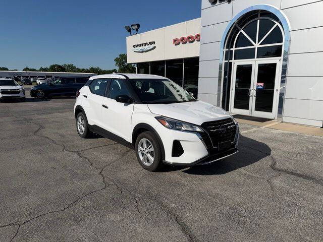 2024 Nissan Kicks S