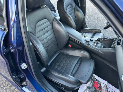 2017 Alfa Romeo Giulia Ti