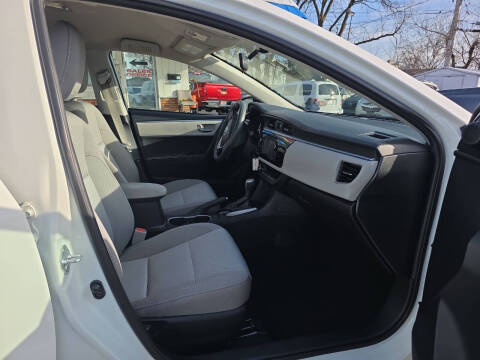 2016 Toyota Corolla LE