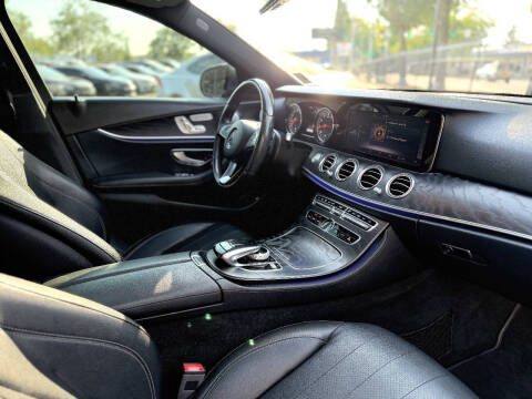 2018 Mercedes-Benz E-Class E 300