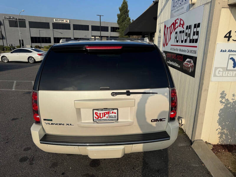 2012 GMC Yukon XL Denali