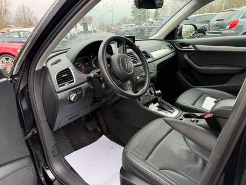 2017 Audi Q3 2.0T Premium Plus