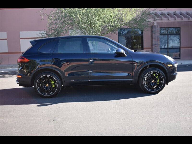 2017 Porsche Cayenne S E-Hybrid
