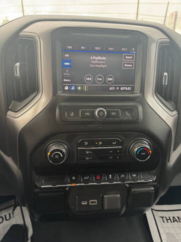 2021 Chevrolet Silverado 1500 Custom