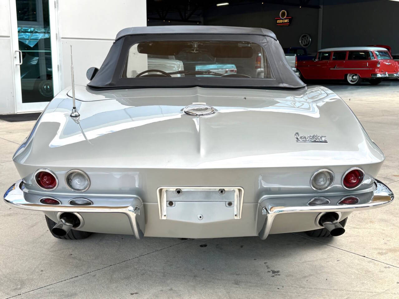 1966 Chevrolet Corvette 22