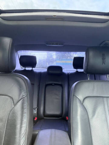 2012 Lincoln MKZ