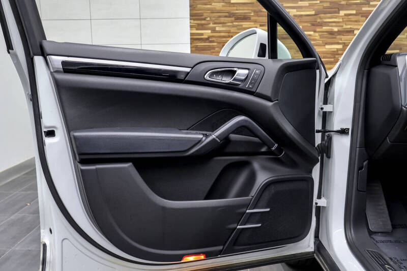 2016 Porsche Cayenne