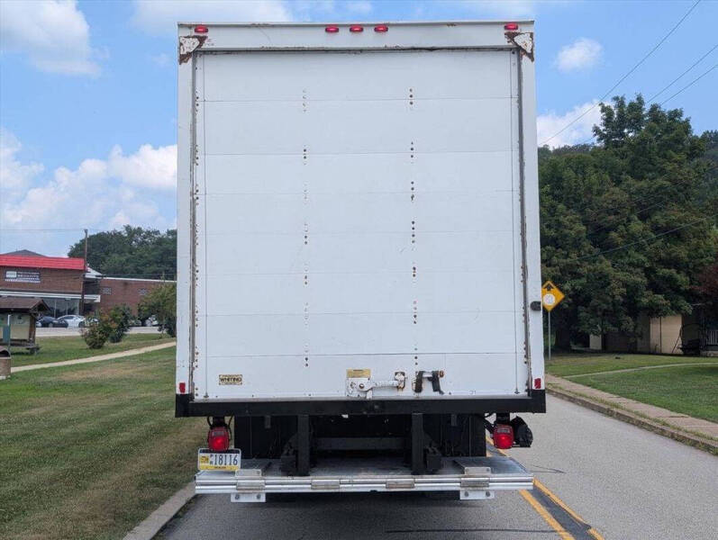 2018 International DuraStar 4300