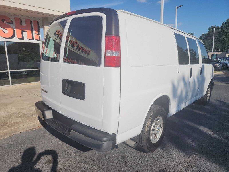 2023 Chevrolet Express 2500