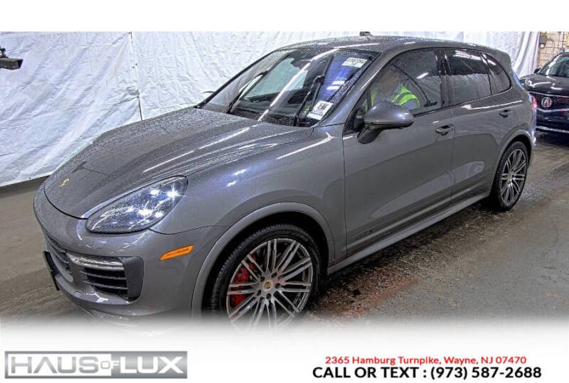 2016 Porsche Cayenne GTS