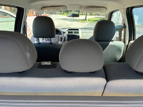 2009 Ford Escape XLS