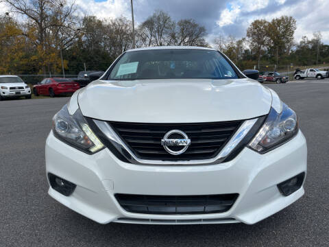 2017 Nissan Altima for sale at Beckham's Used Cars in Milledgeville GA