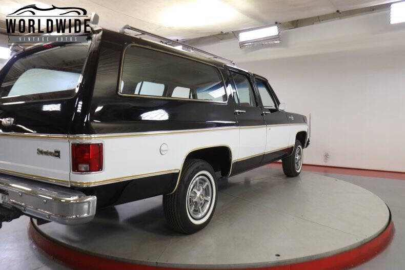 1977 Chevrolet Suburban