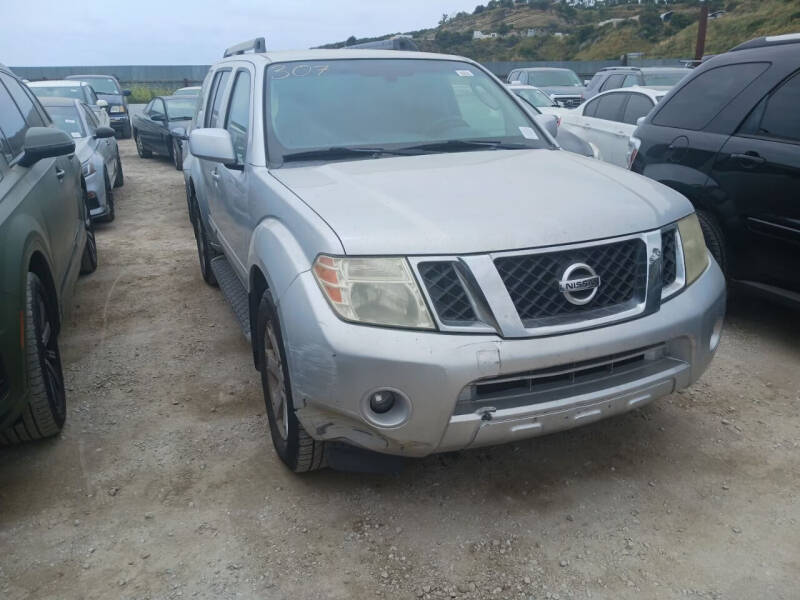 2011 Nissan Pathfinder for sale at Universal Auto in Bellflower CA
