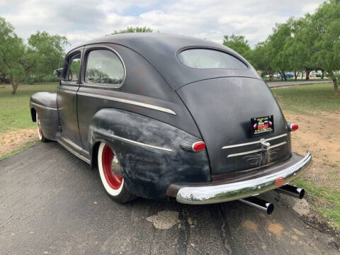 1946 Ford Deluxe