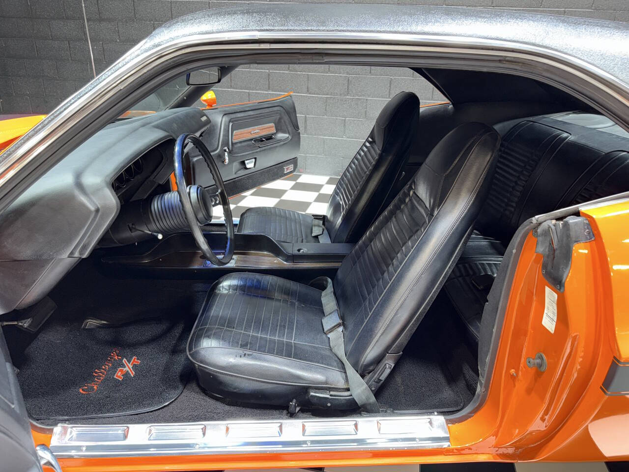 1970 Dodge Challenger 41