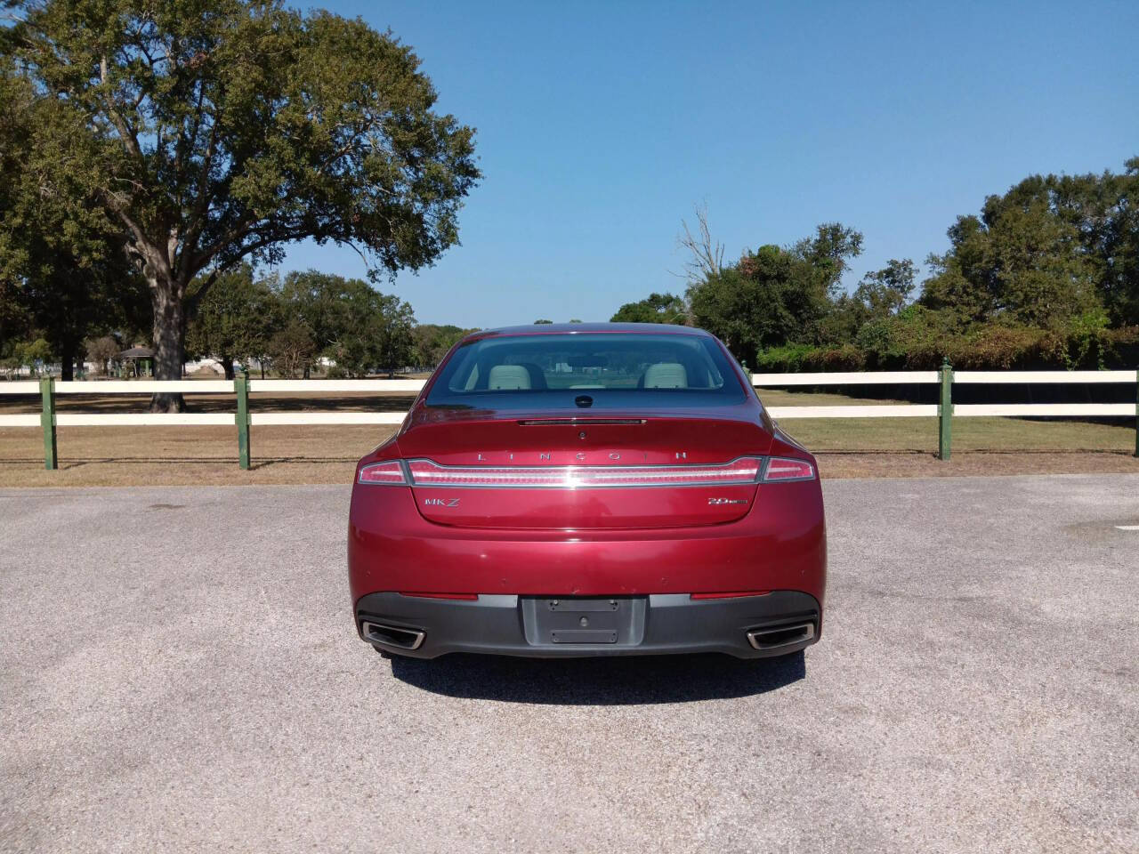 2016 Lincoln MKZ for sale at AUTOPLUG 360 in Stafford, TX