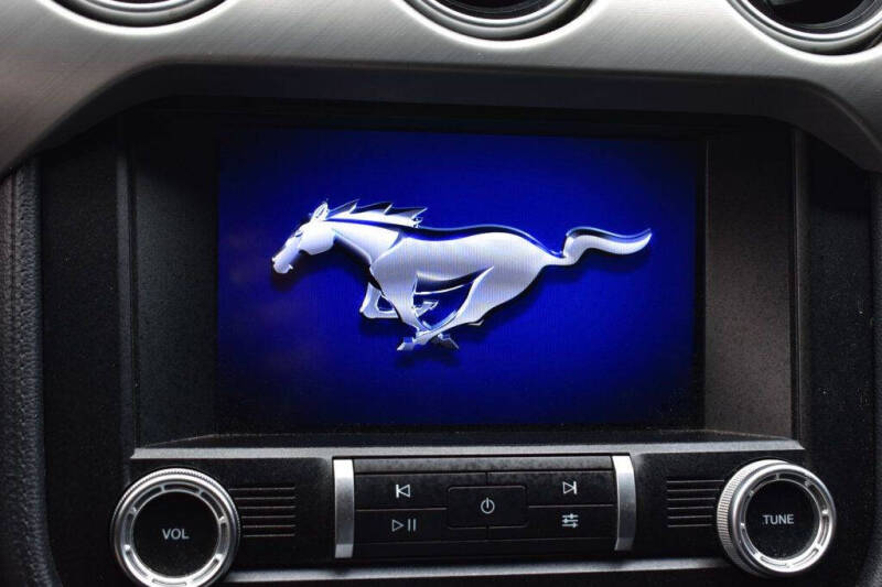 2020 Ford Mustang