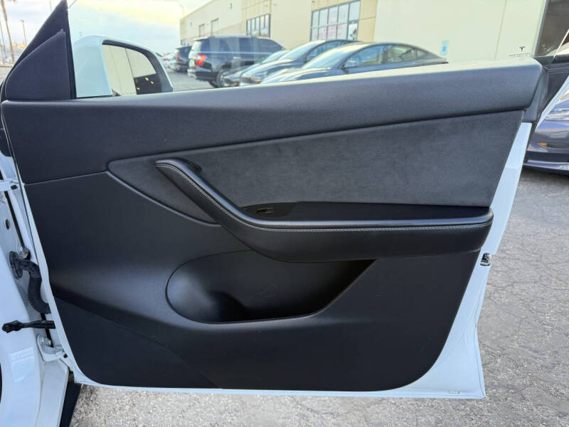 2020 Tesla Model Y Long Range